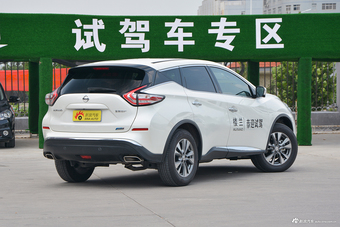 2017款楼兰2.5L自动XL NAVI Plus两驱智领版