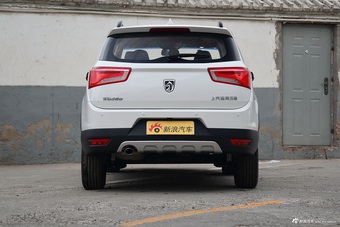 2016款宝骏560 .1.8L AMT智能手动豪华型 (白色)