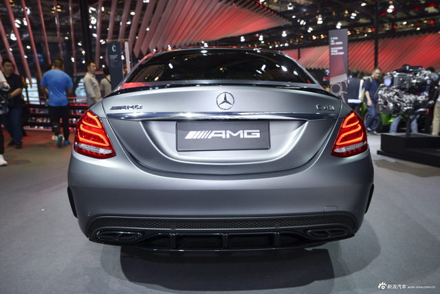 AMG C
