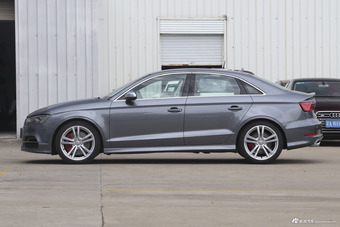 2017款奥迪S3 2.0T自动 Limousine