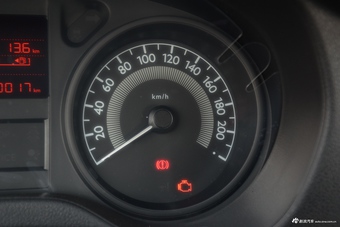 2016款标致301 1.6L手动舒适版 