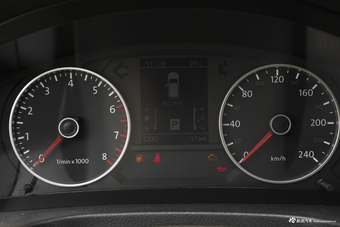 2017款野马T70S运动版1.8L自动旗舰型