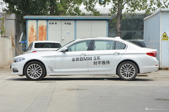 2018款宝马5系2.0T自动525Li M运动套装