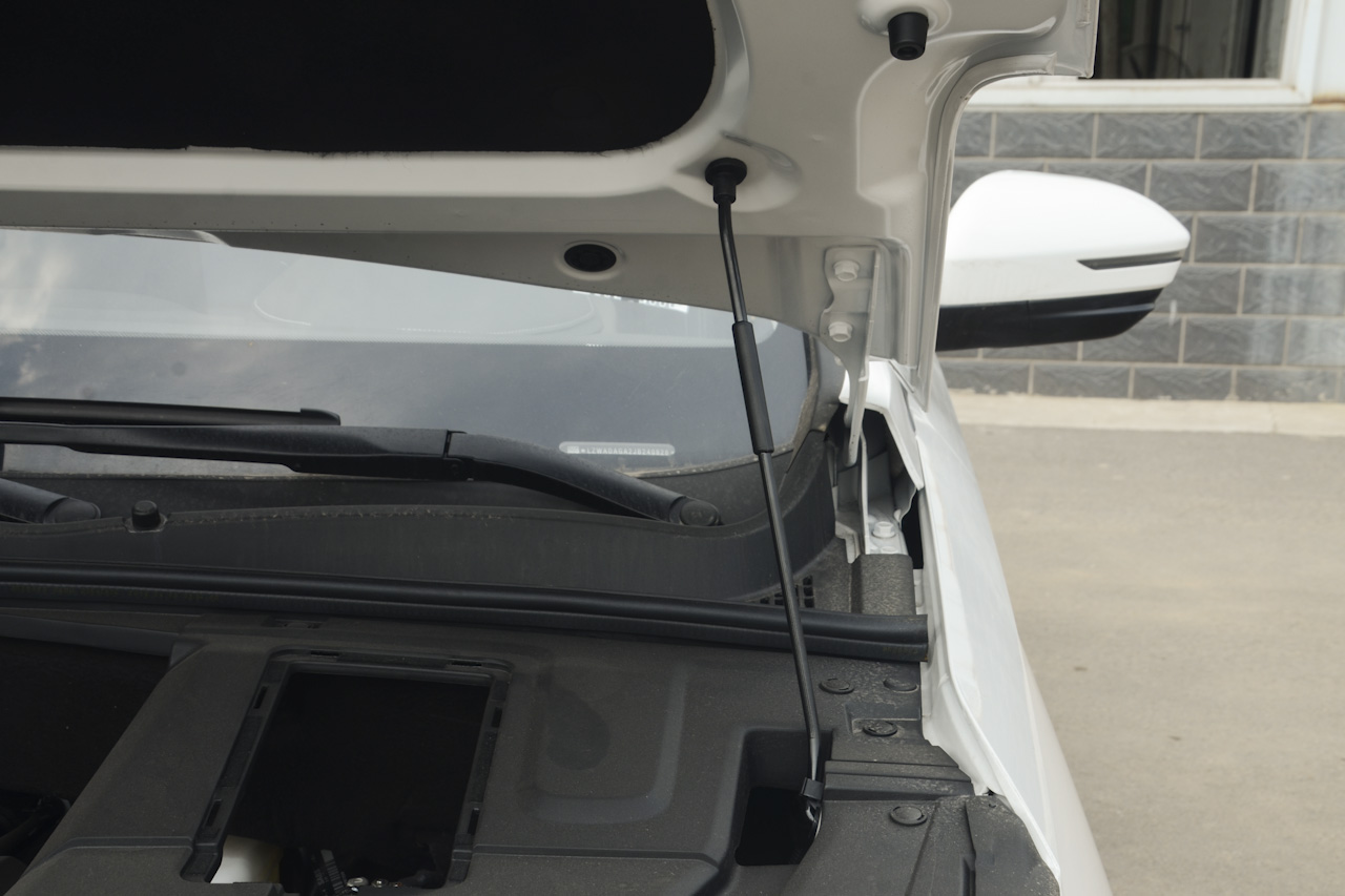 2018款宝骏530 1.5T手动精英型 