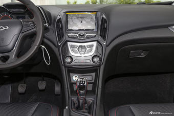 2016款艾瑞泽5 1.5L手动领锐版 秀色金