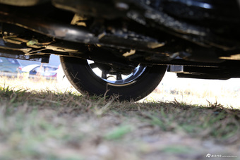 2016款长安欧尚1.5L手动豪华型