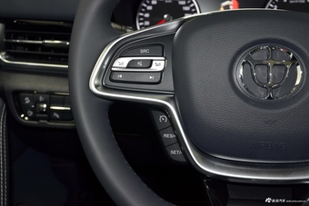 2018款中华V7 1.6T自动尊贵型5座280T