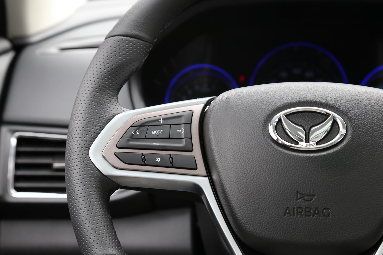 2017款北汽幻速S5 1.3T 手动尊贵型