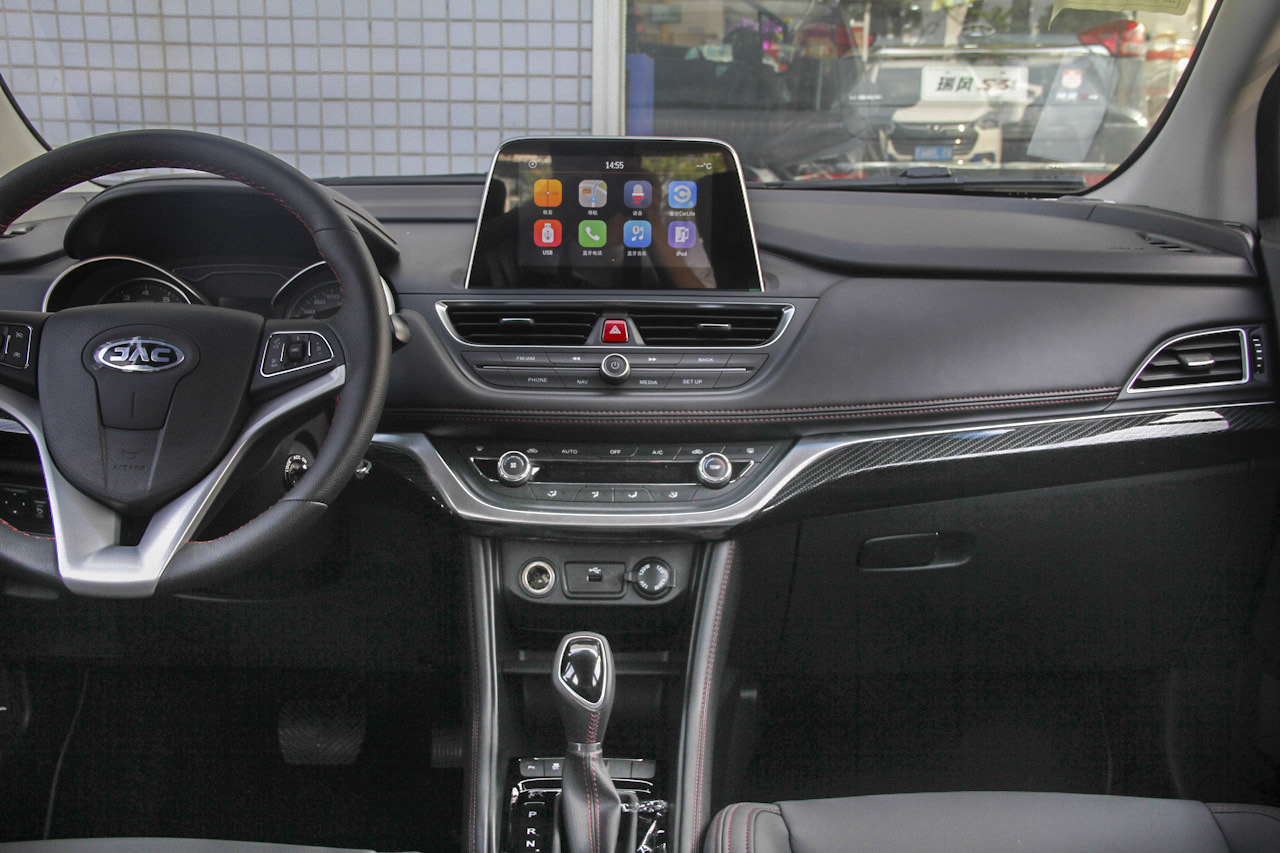 2017款瑞风S3 1.6L自动CVT豪华智能型