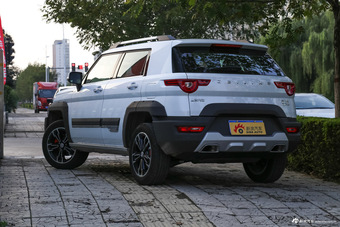 2016款北京BJ20 1.5T 自动CVT豪华型