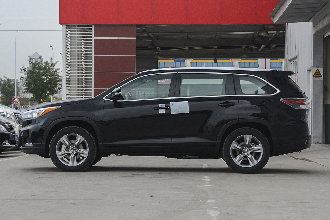 2017款汉兰达2.0T自动四驱豪华版7座