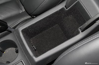 2016款奥迪Q3 1.4T自动30TFSI风尚型