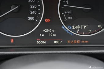 2018款宝马3系2.0T自动320Li 时尚型