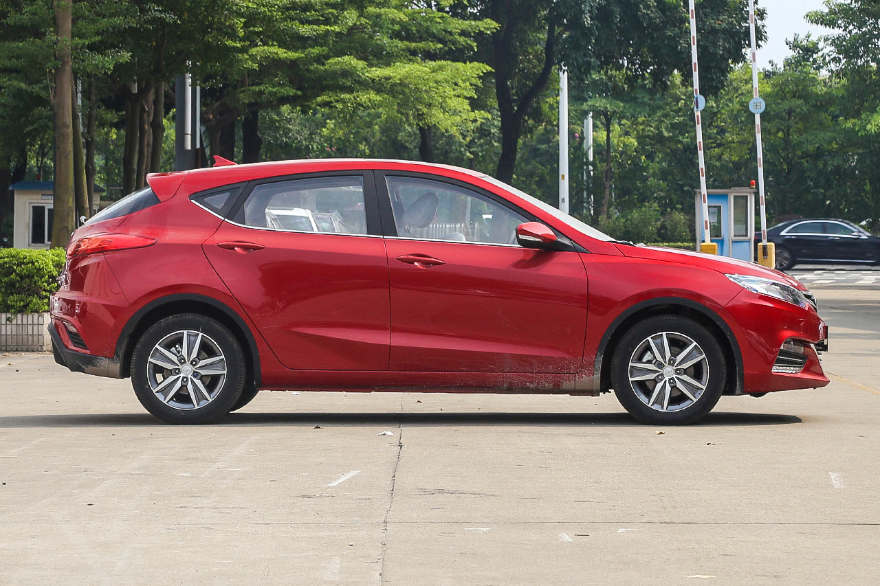 2016款逸动XT 1.6L手动俊酷型