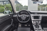 2017款蔚揽2.0T自动四驱拓行版380TSI