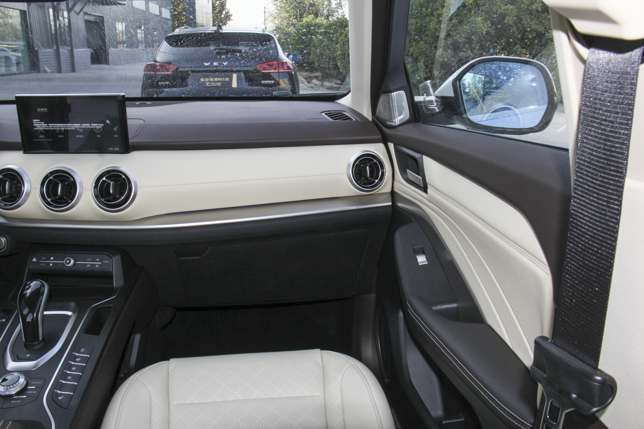 2018款WEY VV6 2.0T自动两驱超豪型