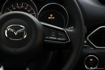 2017款马自达CX-5 2.5L自动两驱智尊型