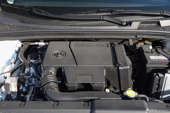 2017款中华H3 1.5L自动豪华型