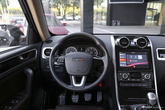 2017款野马T70S运动版1.5L手动领先型