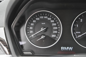 2016款宝马X1 2.0T自动xDrive20Li豪华型