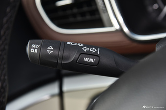 2017款GL8 2.5L自动尊贵型