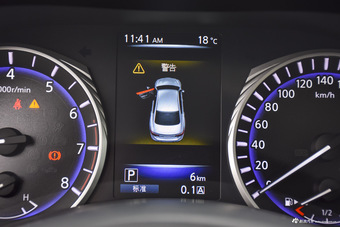 2016款英菲尼迪Q50L 2.0T自动悦享版