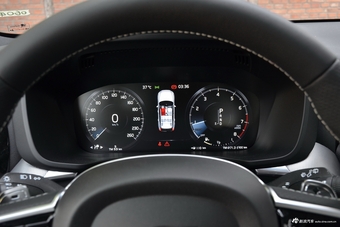 2019款沃尔沃XC60 2.0T自动四驱T5智远运动版