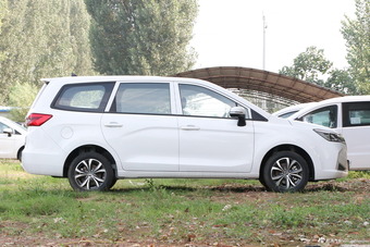 2018款瑞风R3 1.6L手动舒适型