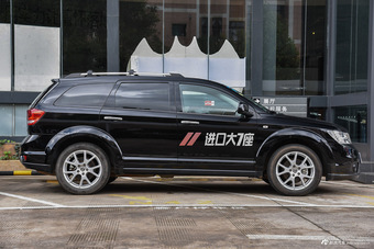 2013款酷威2.4L自动尊尚版