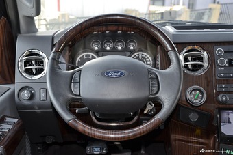 2014款福特F650 6.7L自动柴油