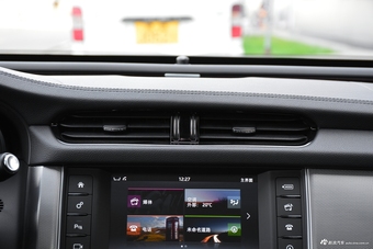 2018款捷豹XFL 2.0T自动200PS精英版