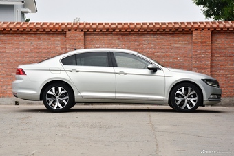 18款大众迈腾 330TSI DSG 尊贵型