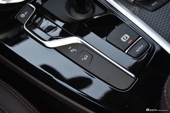 2019款宝马X4 2.0T自动xDrive25i M运动套装