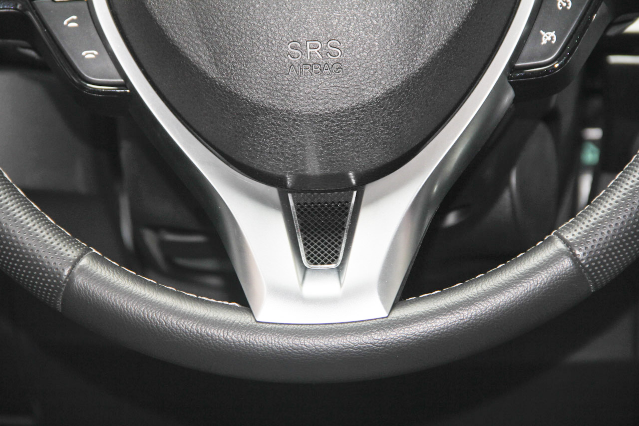 2016款传祺GA6 1.5T自动豪华版235T