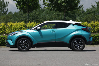 2018款C-HR 2.0L自动精英版