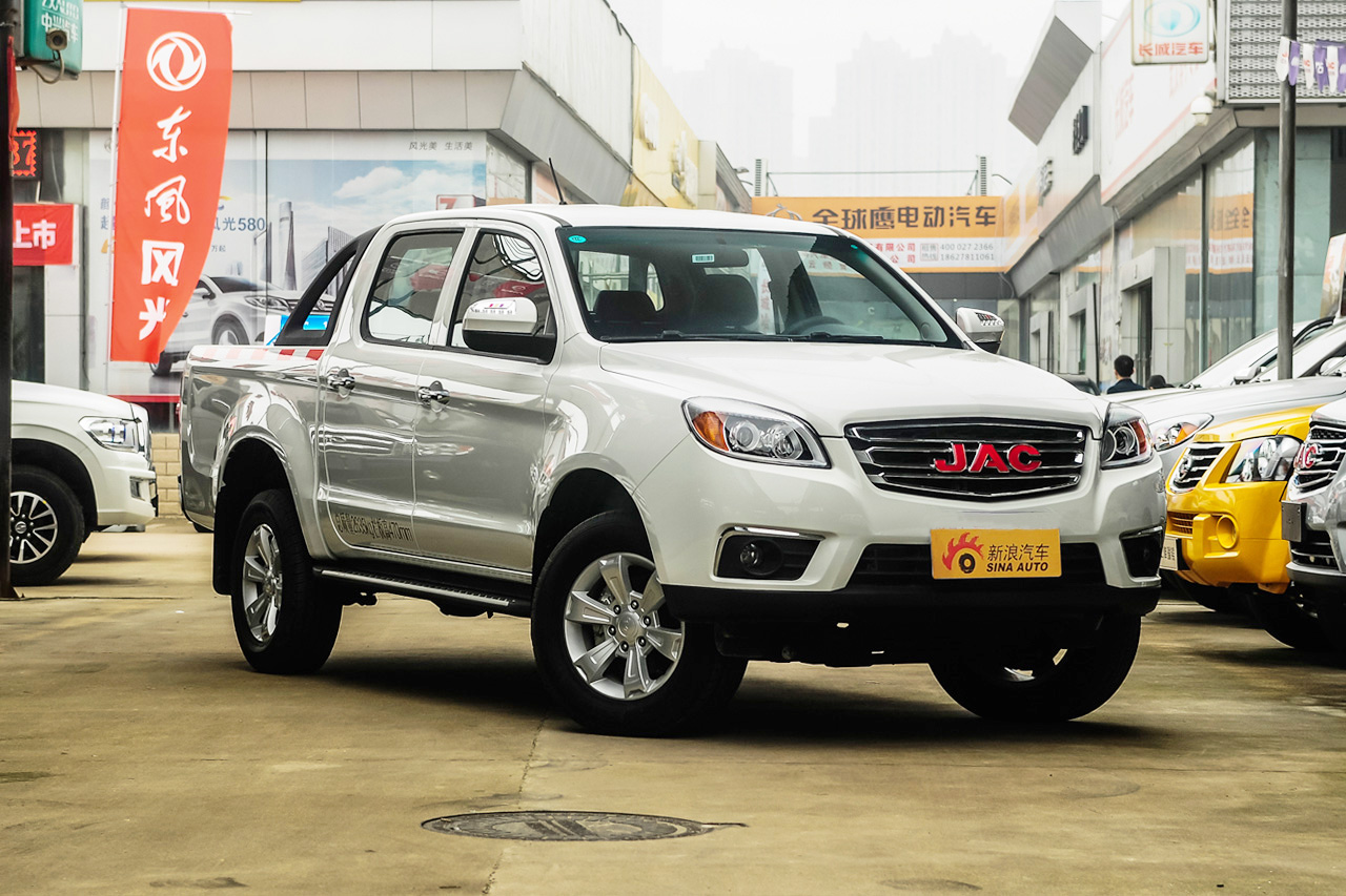 2016款 帅铃T6 2.0T柴油创客版豪华型D19TCID6