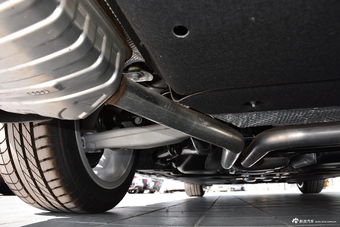 2017款奥迪A8L 45 TFSI quattro领先精英版