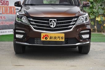 2017款宝骏560律动版1.5T手动乐享型