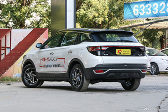 2019款风神AX7 1.6T自动AI领航型 
