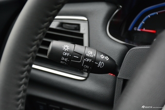 2017款纳智捷 U5 SUV 1.6L CVT名士版