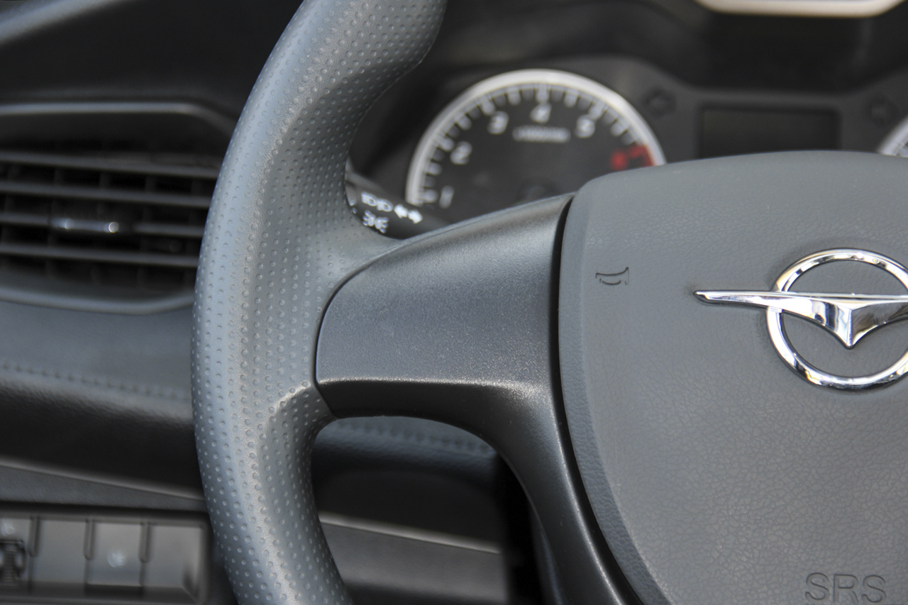 2017款海马M3 1.5L手动豪华型