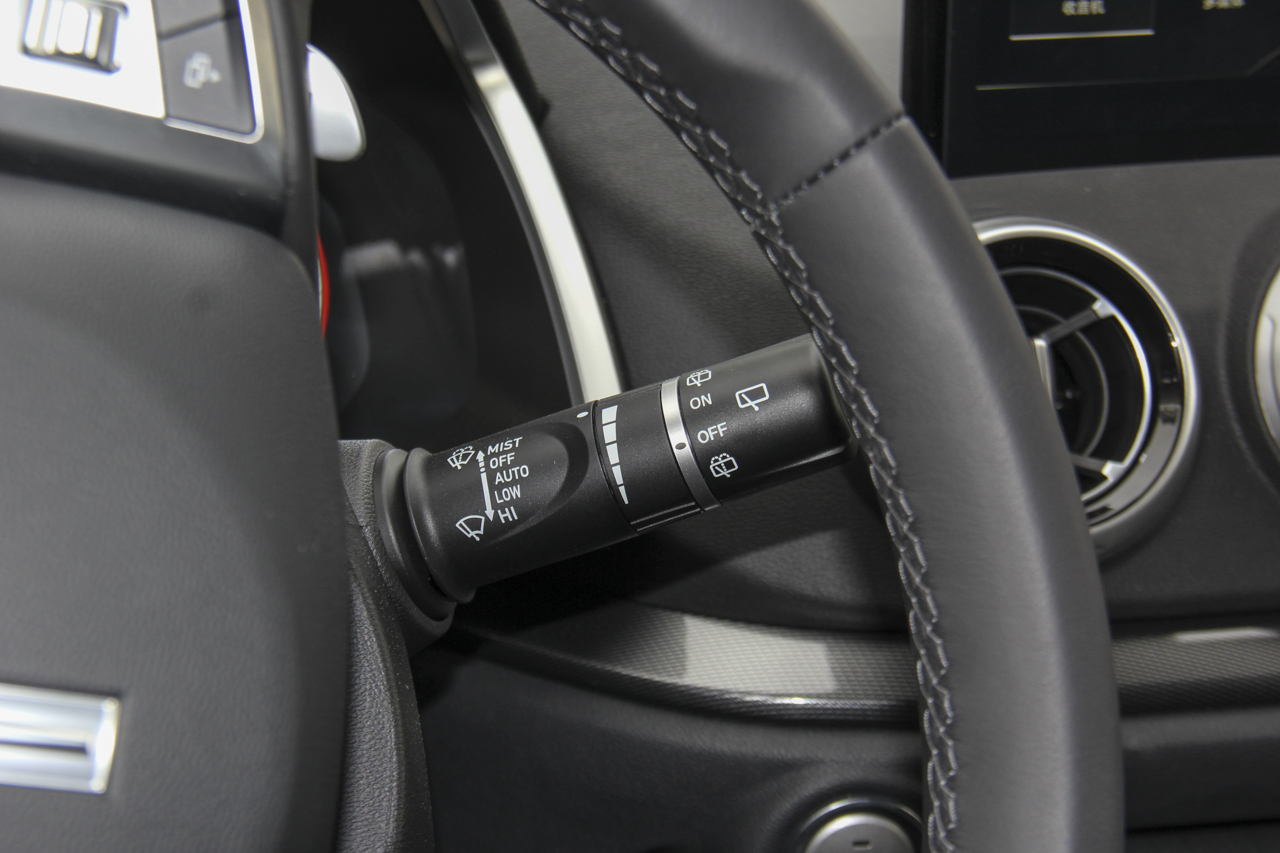 2019款WEY VV5升级款2.0T两驱旗舰型