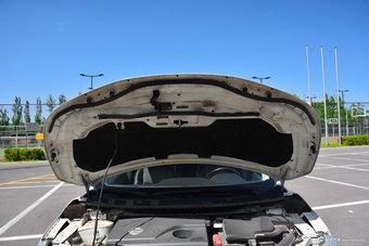 2017款逍客2.0L自动旗舰版 