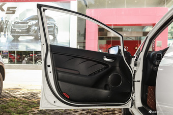 2016款起亚K3 1.4T自动GLS