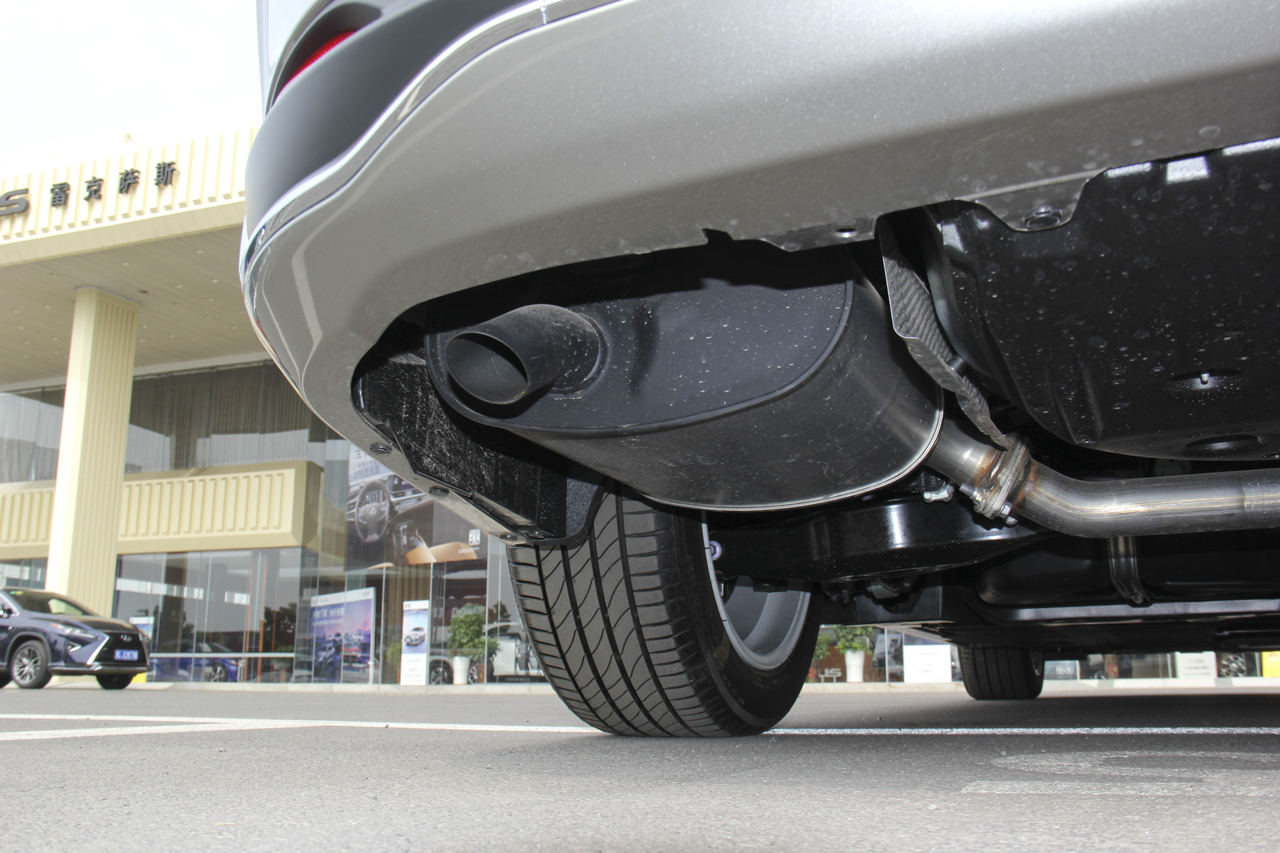 2018款雷克萨斯ES 2.5L自动300h卓越版