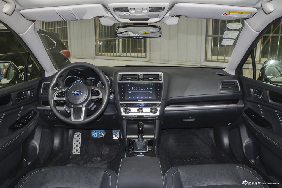 2017款傲虎 2.5L自动运动导航版 EyeSight