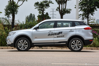 2016款吉利博越1.8TD自动四驱智尊型