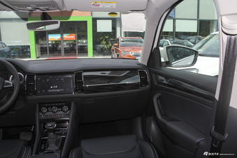 2018款柯迪亚克改款2.0T自动330TSI两驱豪华优享版7座