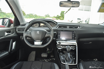 2016款标致308 1.6L自动豪华版