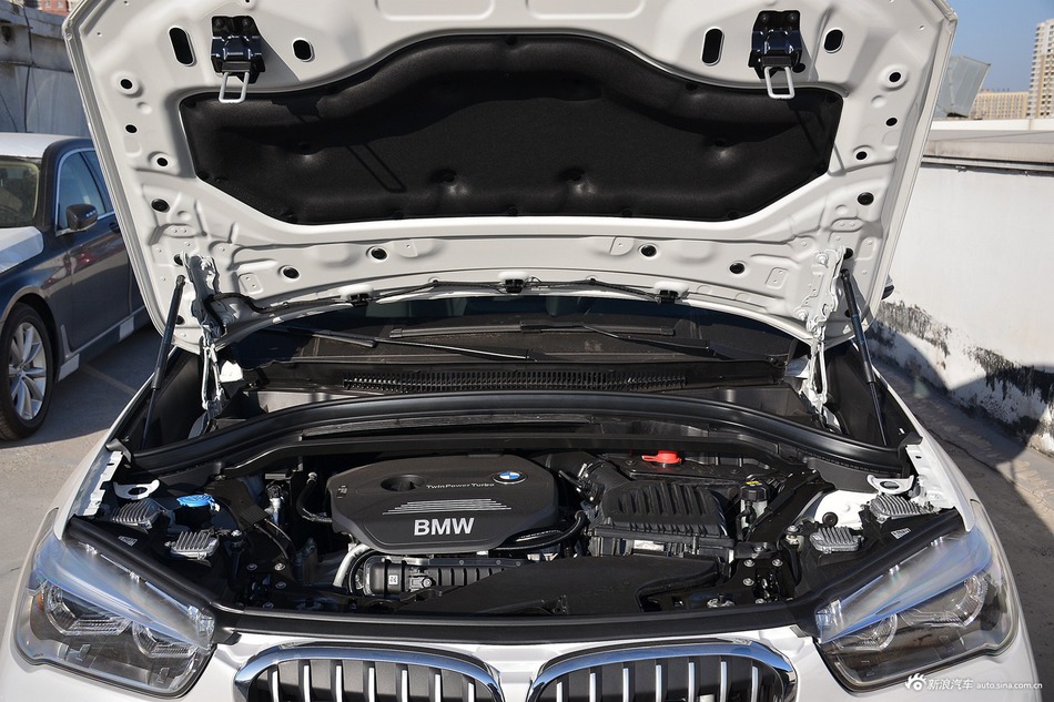 2016款宝马X1 1.5T自动sDrive18Li尊享型